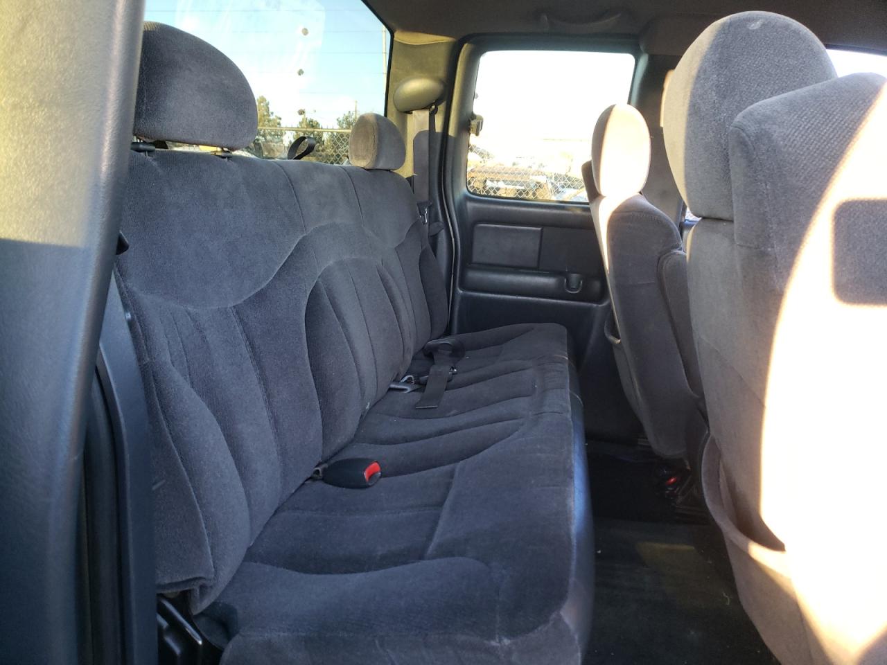 Photo 6 from auction – 2001 GMC NEW SIERRA with VIN 2GTEK19T611256314