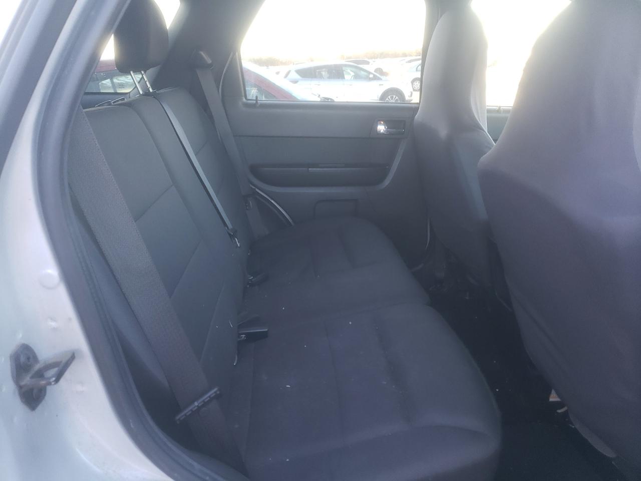 Photo 6 from auction – 2011 FORD ESCAPE XLT with VIN 1FMCU9DG1BKC28900
