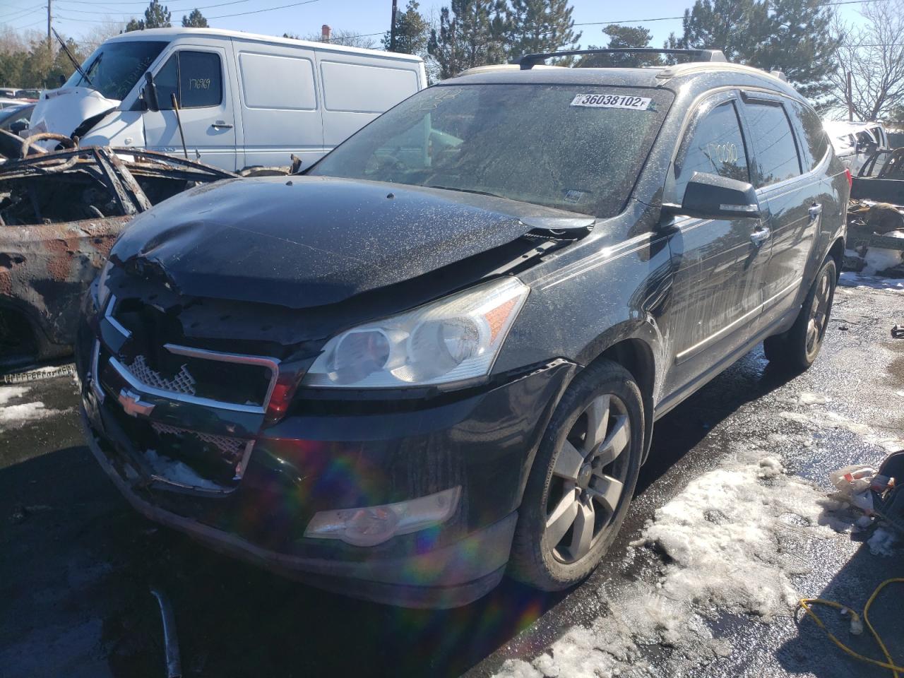Photo 2 from auction – 2010 CHEVROLET TRAVERSE L with VIN 1GNLVHED5AJ208029