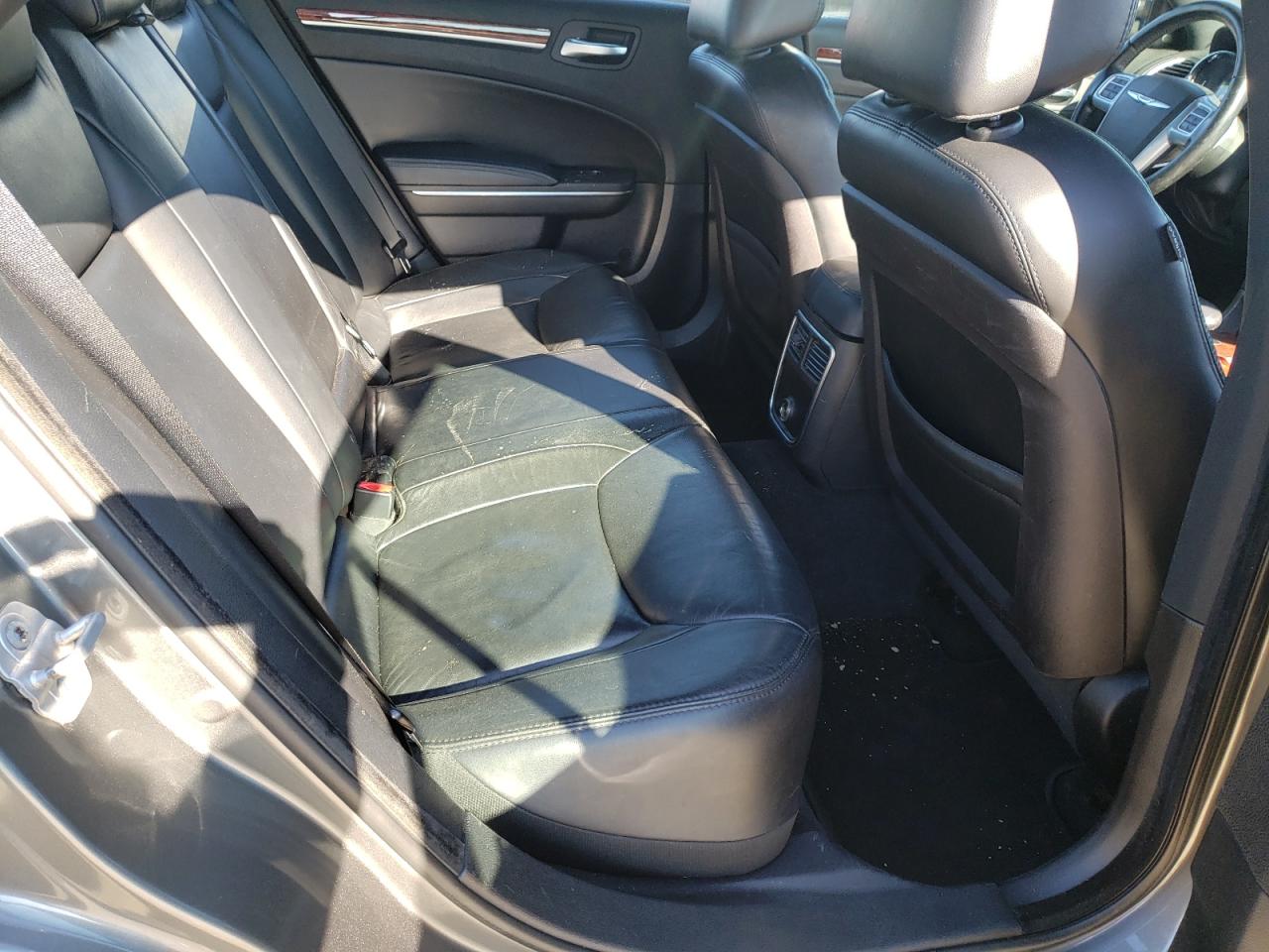 Photo 6 from auction – 2012 CHRYSLER 300 LIMITE with VIN 2C3CCACG0CH166574