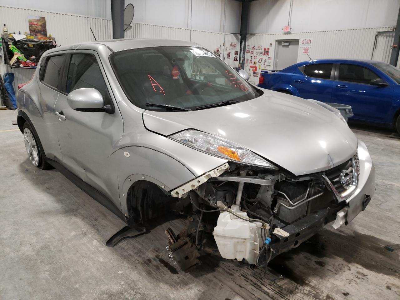 NISSAN JUKE S 2012 with VIN JN8AF5MV1CT107409 - Photo from auction