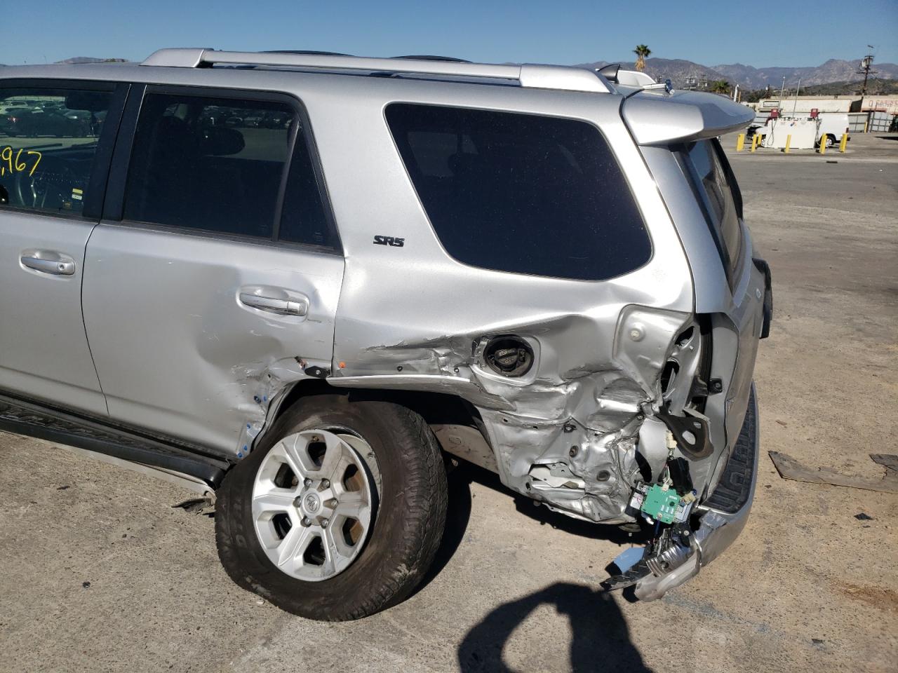 Photo 9 from auction – 2014 TOYOTA 4RUNNER SR with VIN JTEZU5JR3E5072290