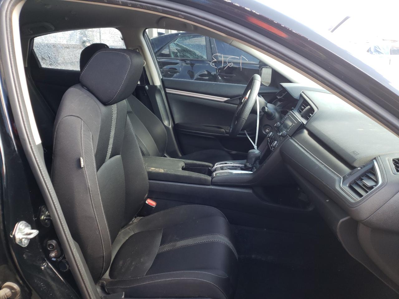 Photo 5 from auction – 2016 HONDA CIVIC LX with VIN 19XFC2F54GE052443