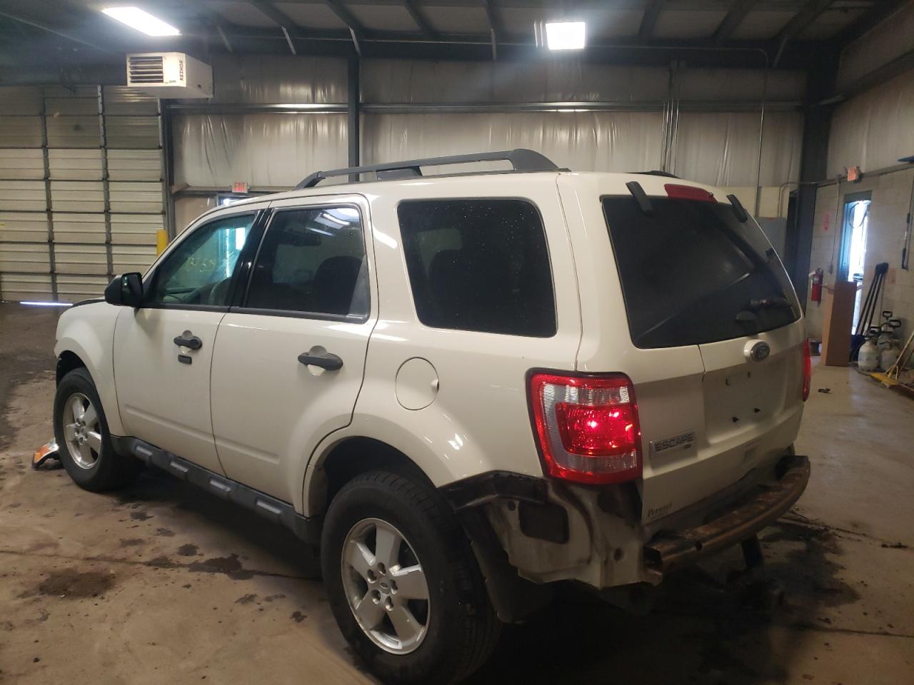 Photo 3 from auction – 2012 FORD ESCAPE XLT with VIN 1FMCU9D76CKB49658