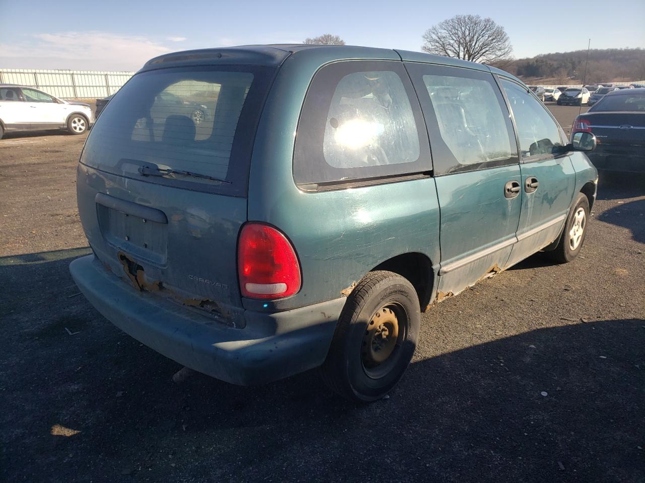 Photo 4 from auction – 2000 DODGE CARAVAN with VIN 2B4GP2535YR863402