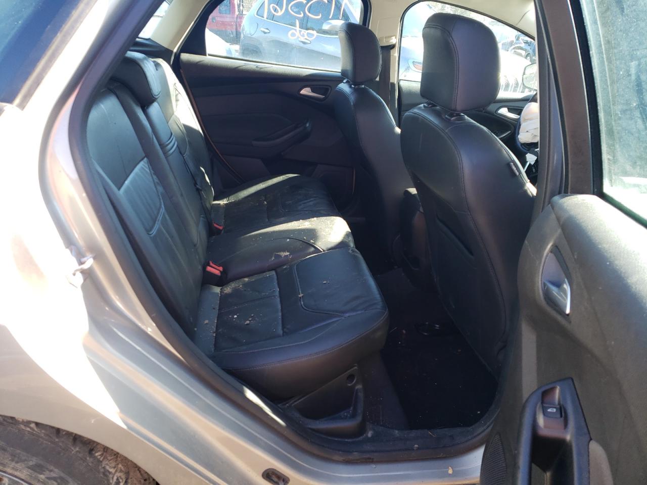 Photo 6 from auction – 2016 FORD FOCUS SE with VIN 1FADP3K29GL228154