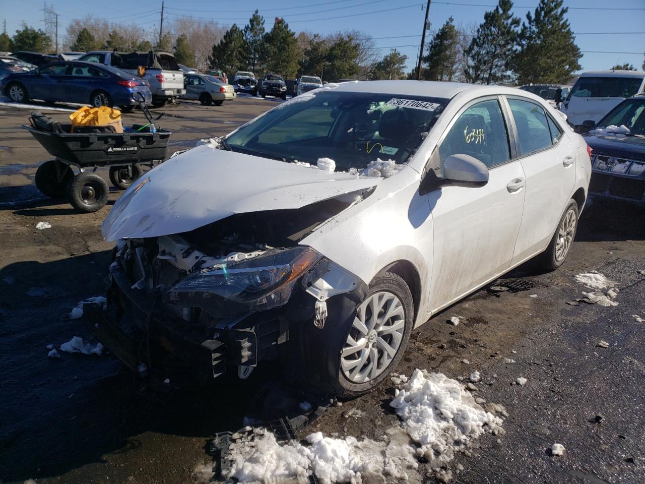 Photo 2 from auction – 2018 TOYOTA COROLLA L with VIN 5YFBURHE0JP820068