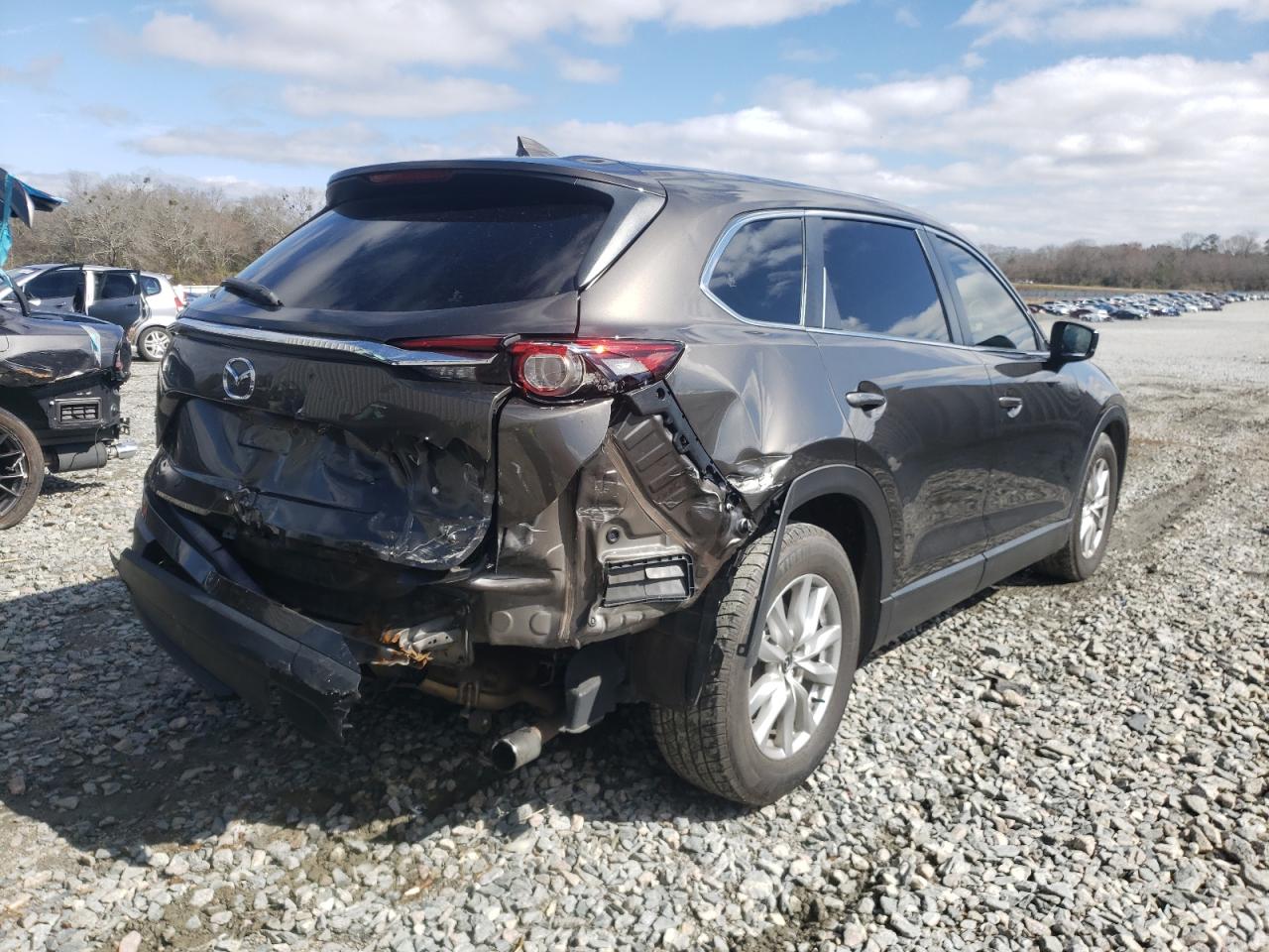 Photo 4 from auction – 2016 MAZDA CX-9 TOURI with VIN JM3TCBBY7G0111326