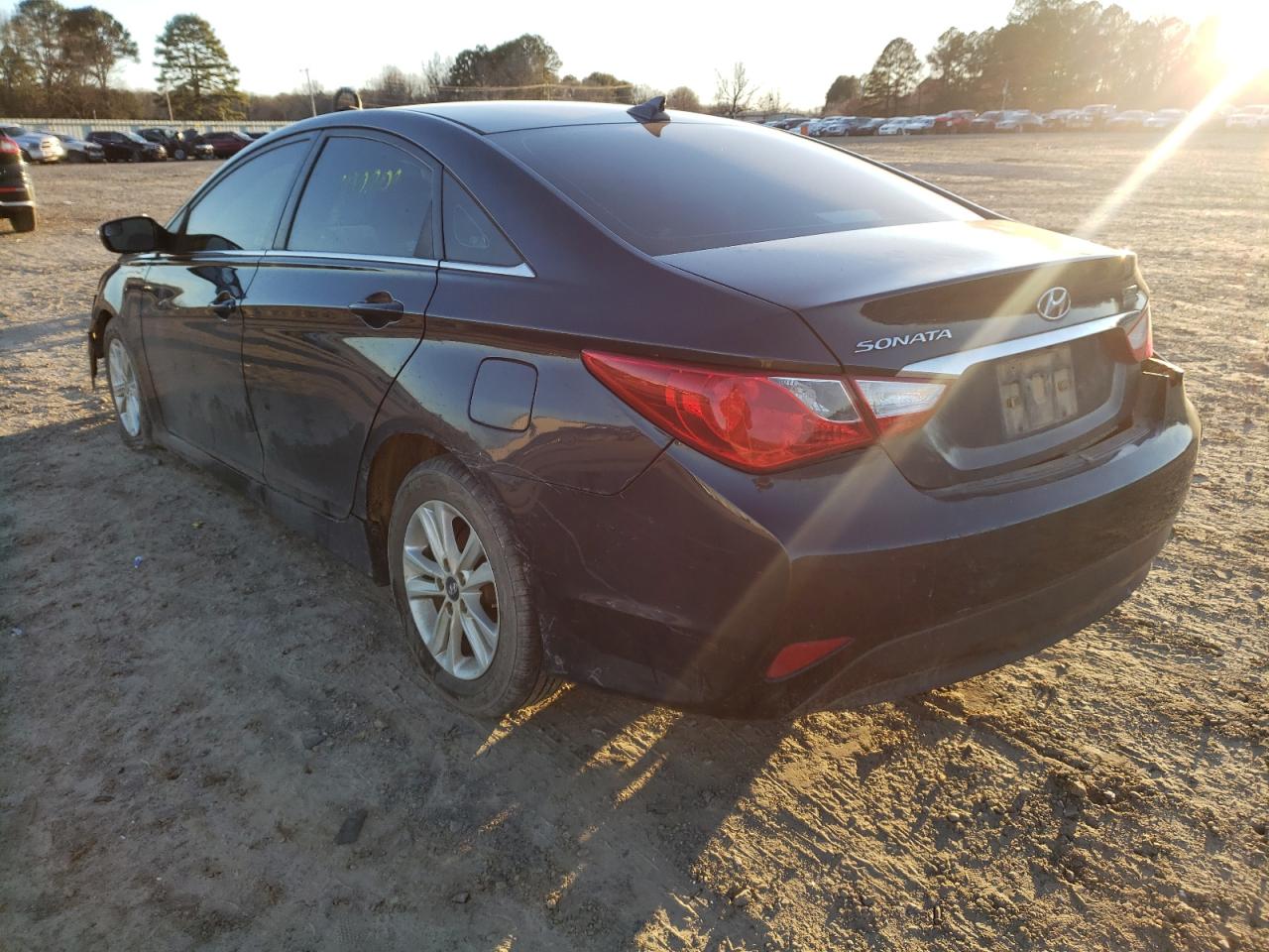 Photo 3 from auction – 2014 HYUNDAI SONATA GLS with VIN 5NPEB4AC5EH824246
