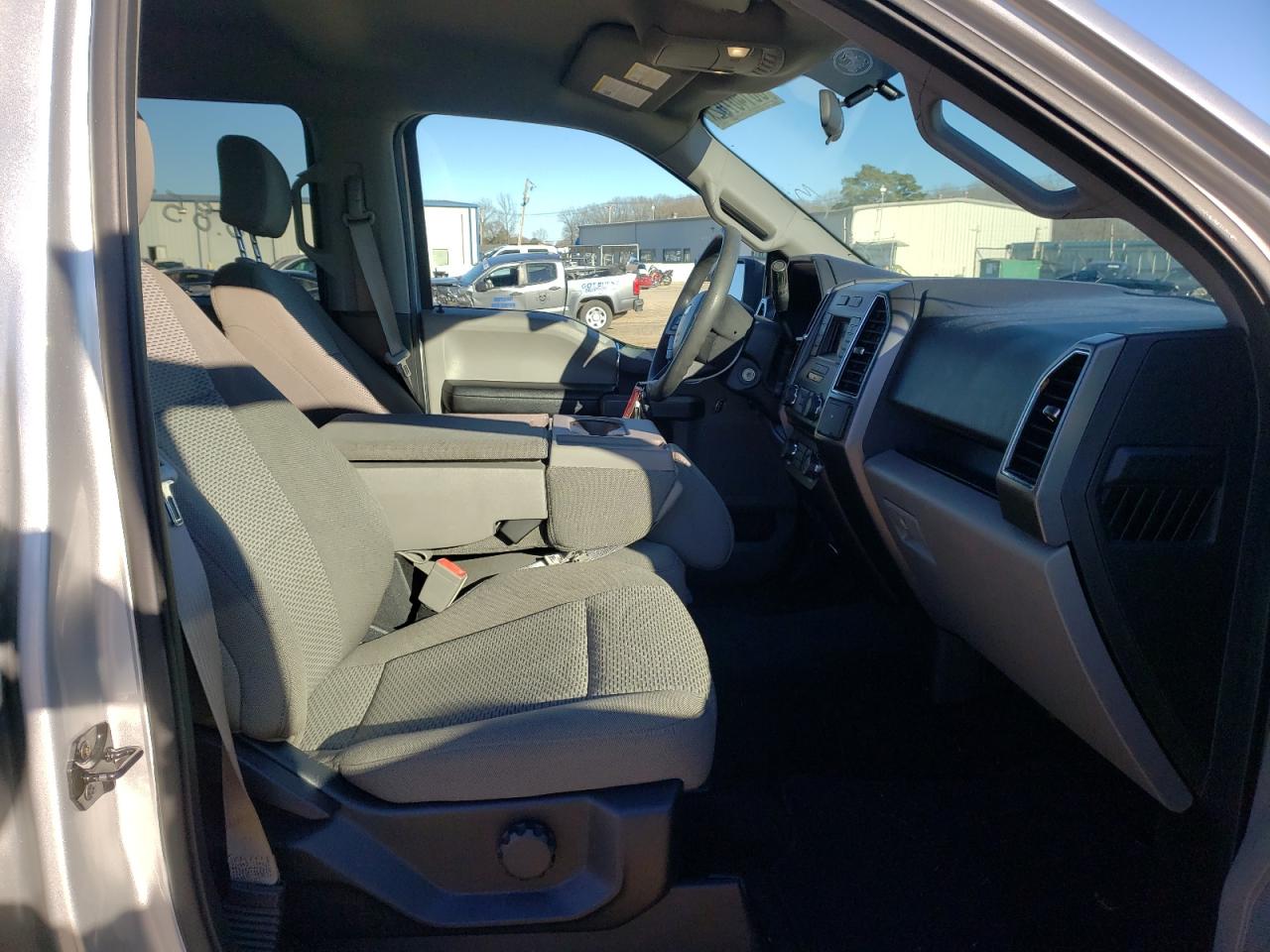 Photo 5 from auction – 2018 FORD F150 SUPER with VIN 1FTEW1EG4JFA64444