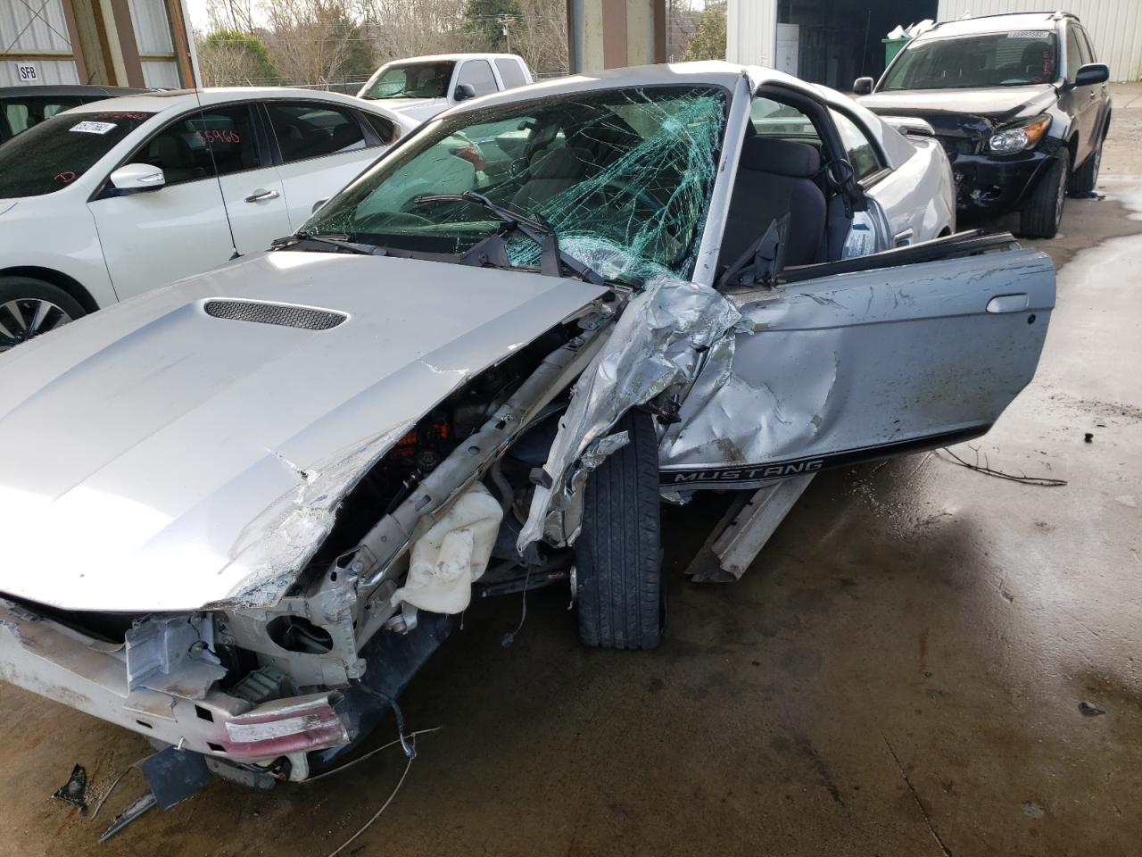 Photo 9 from auction – 2002 FORD MUSTANG with VIN 1FAFP40462F148286