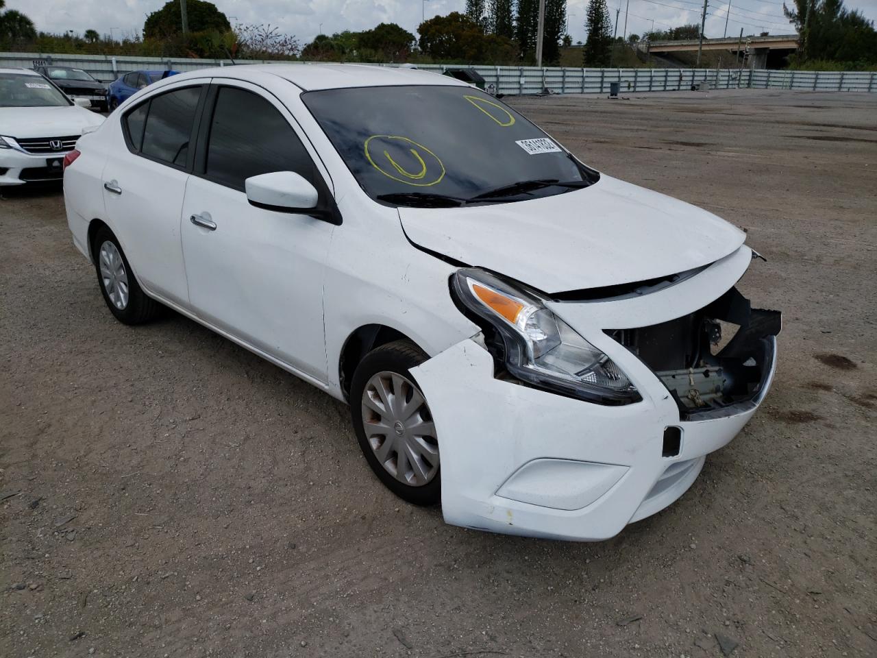 NISSAN VERSA S 2017 with VIN 3N1CN7AP7HL805143 - Photo from auction