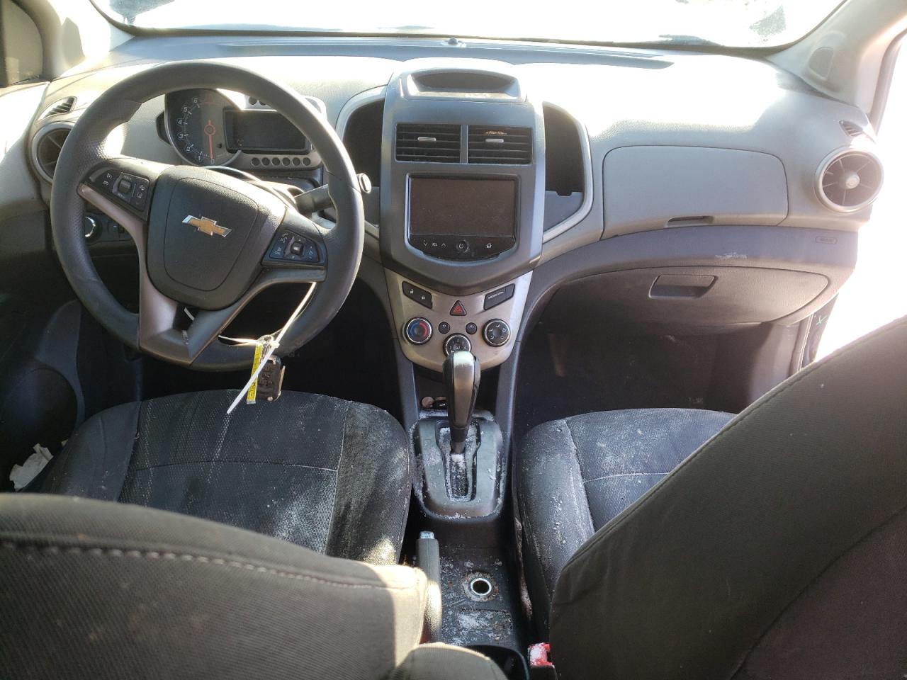Photo 9 from auction – 2014 CHEVROLET SONIC LT with VIN 1G1JC6SH5E4154505