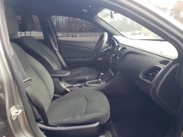 Photo 5 from auction – 2012 CHRYSLER 200 TOURIN with VIN 1C3CCBBB6CN107189