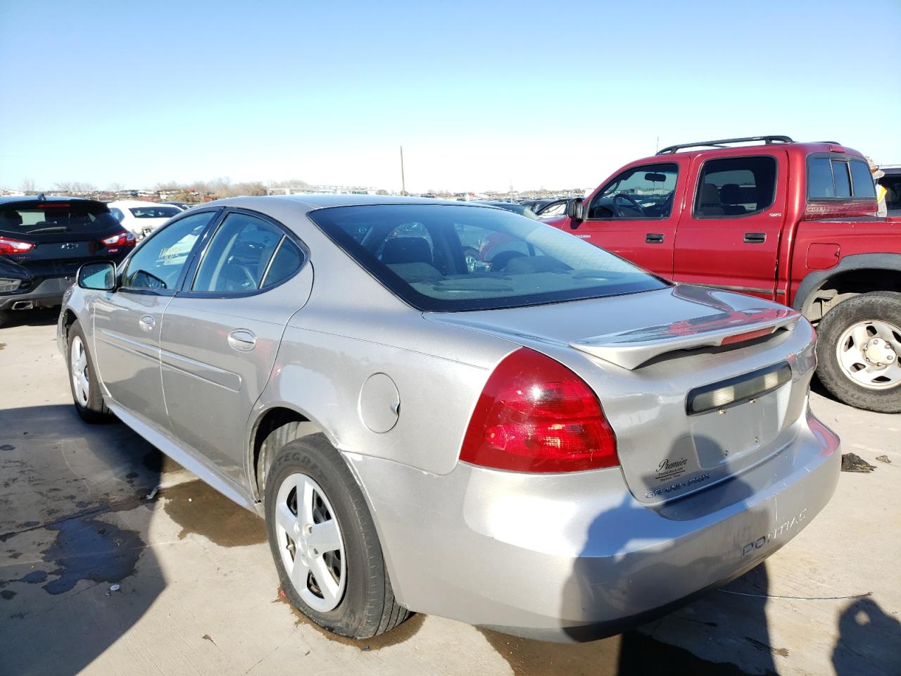 Photo 3 from auction – 2007 PONTIAC GRAND PRIX with VIN 2G2WP552X71200593