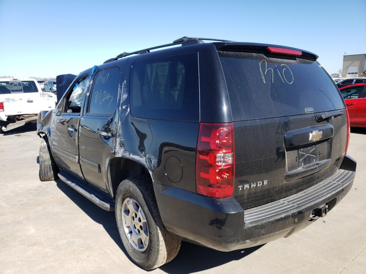 Photo 3 from auction – 2011 CHEVROLET TAHOE C150 with VIN 1GNSCBE0XBR257872
