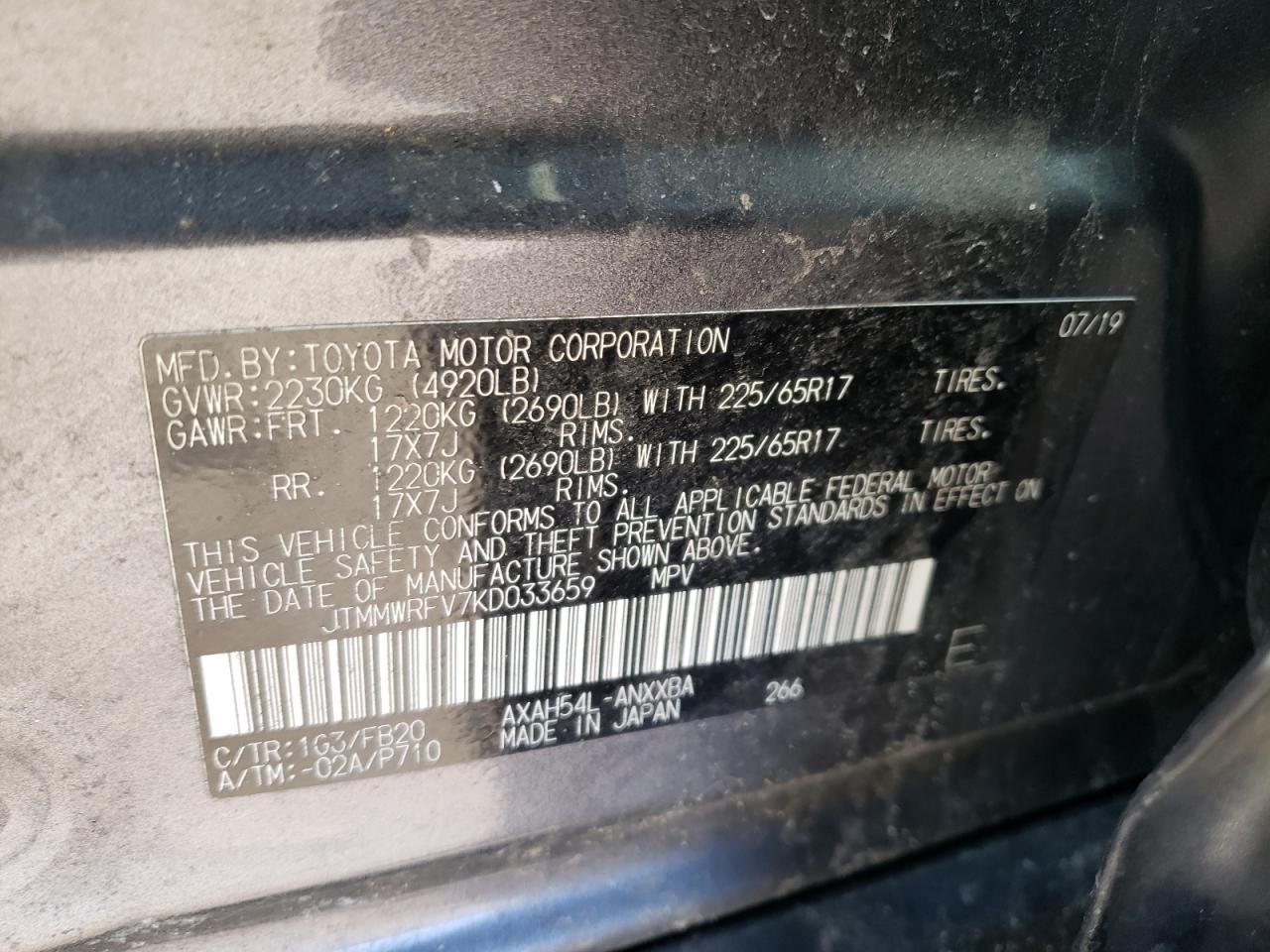 Photo 10 from auction – 2019 TOYOTA RAV4 LE with VIN JTMMWRFV7KD033659