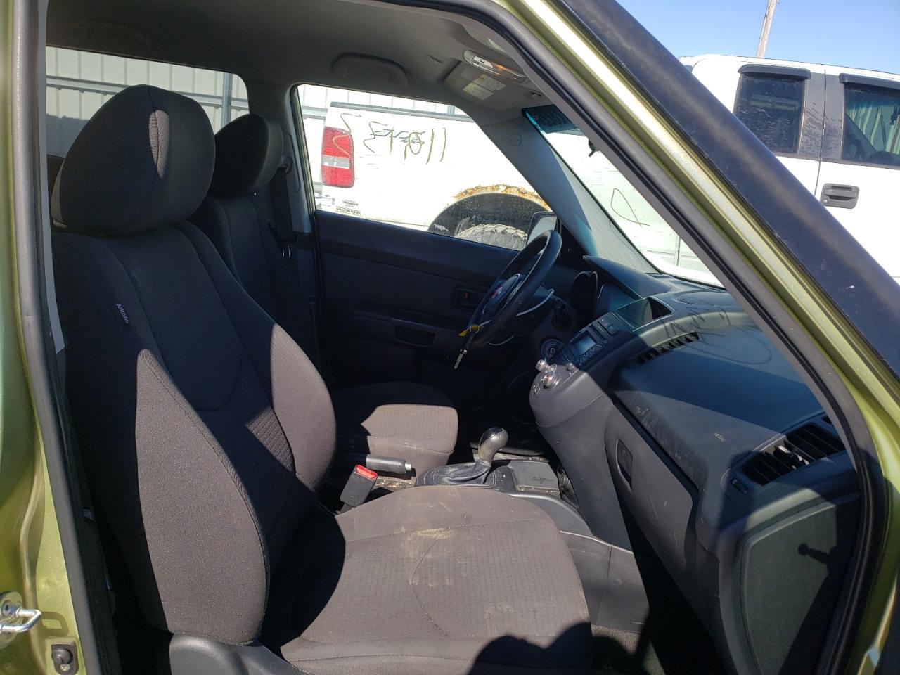 Photo 5 from auction – 2013 KIA SOUL with VIN KNDJT2A56D7614436