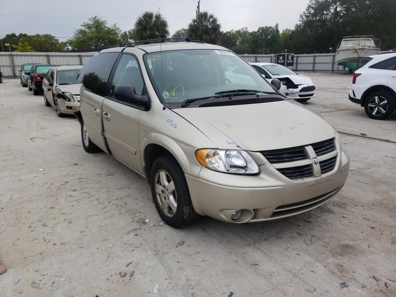 Photo 1 from auction – 2006 DODGE GRAND CARA with VIN 2D4GP44LX6R730215