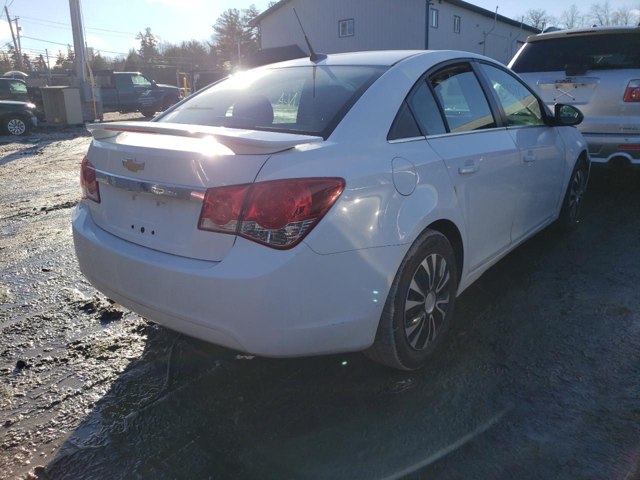 Photo 4 from auction – 2012 CHEVROLET CRUZE LS with VIN 1G1PC5SH4C7272383