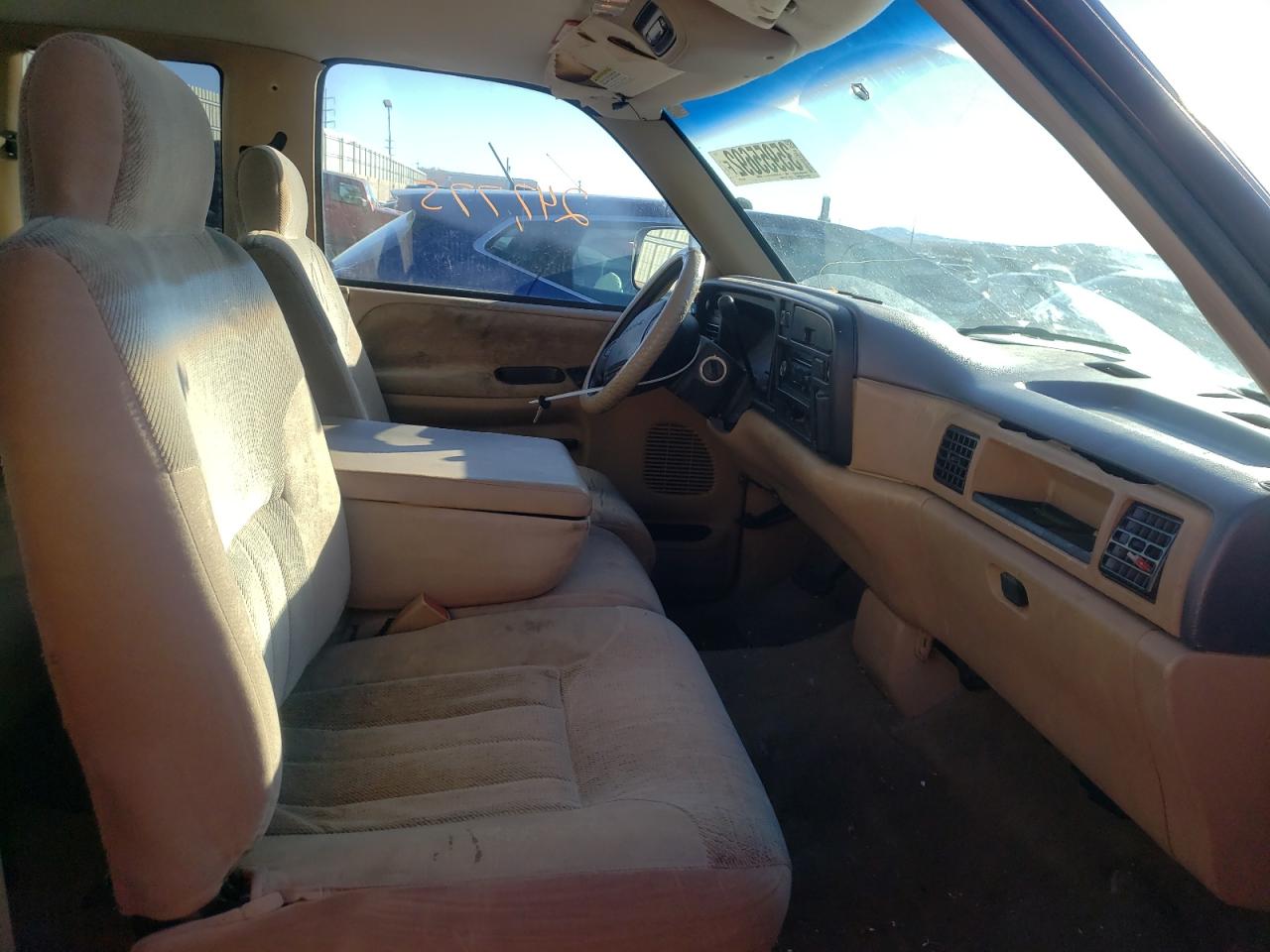 Photo 5 from auction – 1997 DODGE RAM 1500 with VIN 1B7HC13Y5VJ612116