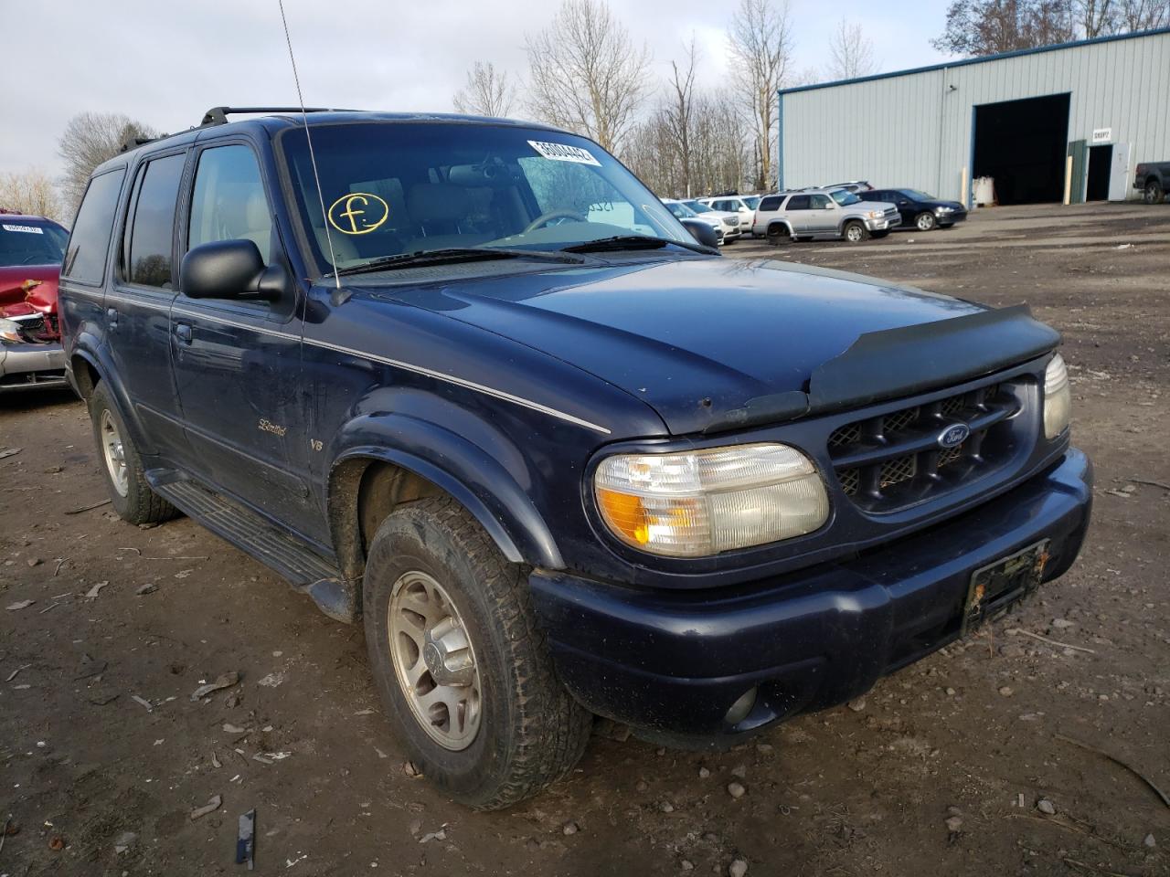 FORD EXPLORER L 2000 with VIN 1FMZU85P0YZB89090 - Photo from auction