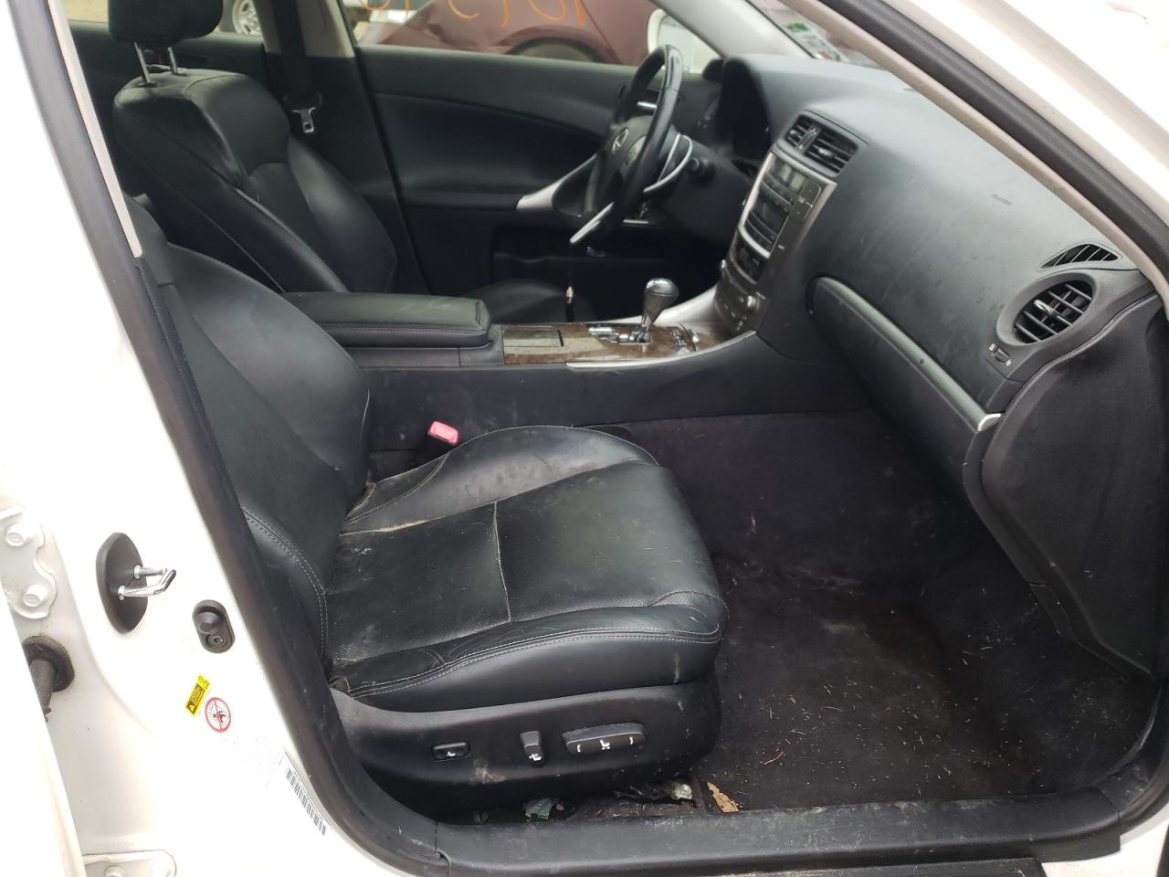 Photo 5 from auction – 2012 LEXUS IS 250 with VIN JTHBF5C20C5179650
