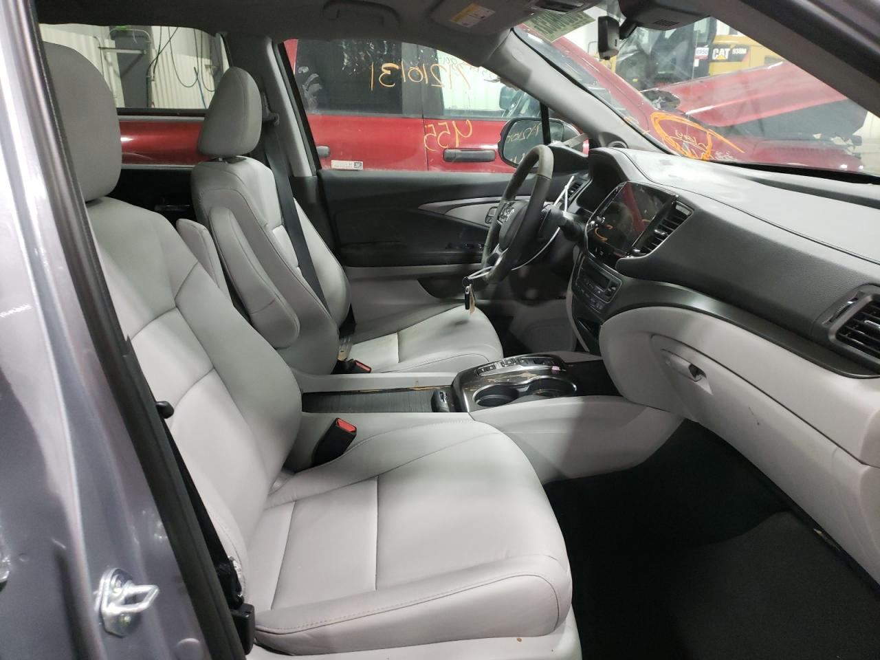 Photo 5 from auction – 2022 HONDA PILOT EXL with VIN 5FNYF6H53NB022863