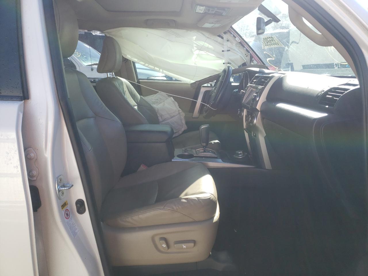 Photo 5 from auction – 2010 TOYOTA 4RUNNER SR with VIN JTEBU5JR0A5001124