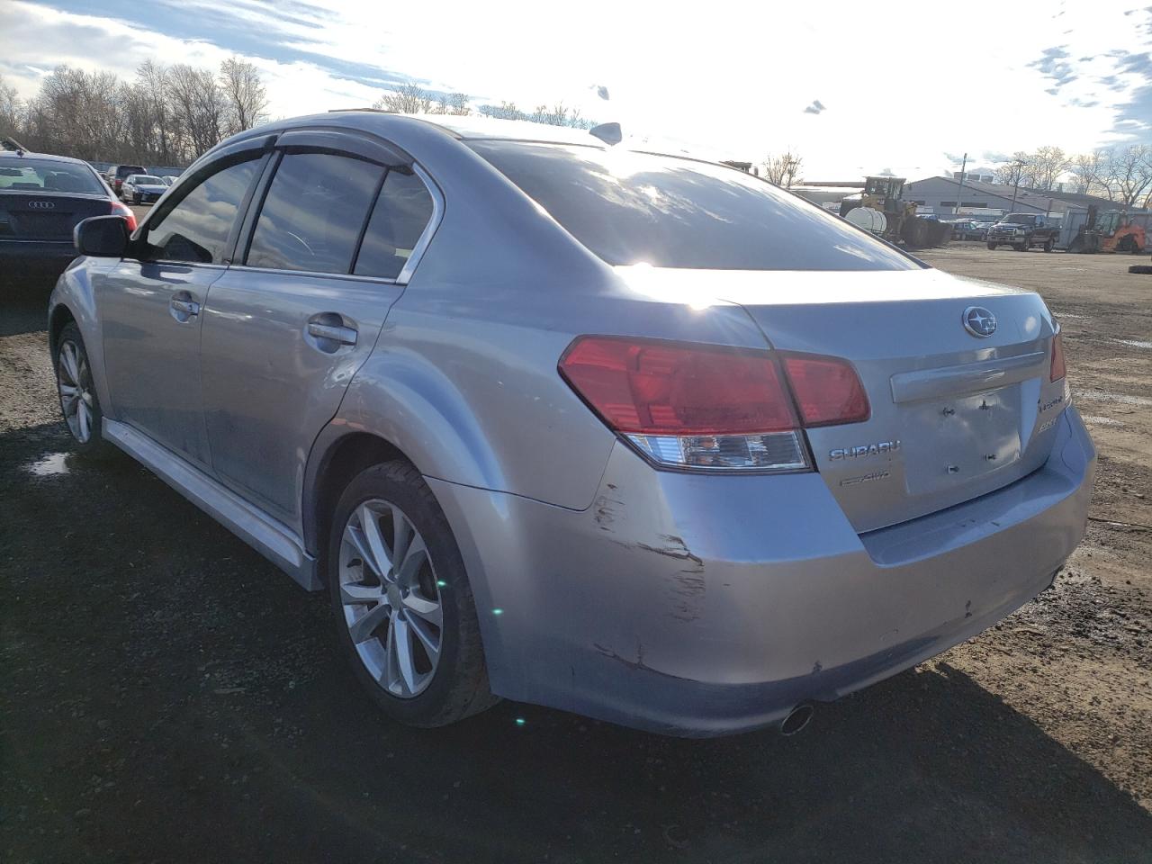 Photo 3 from auction – 2014 SUBARU LEGACY 2.5 with VIN 4S3BMBC61E3009949