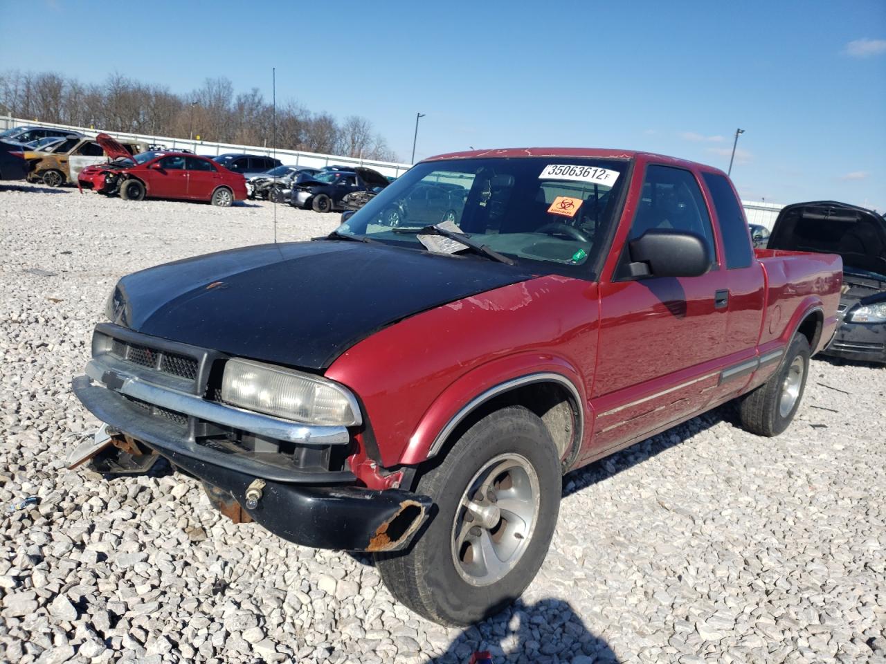 Photo 2 from auction – 2000 CHEVROLET .S10 with VIN 1GCCS19W8Y8311628