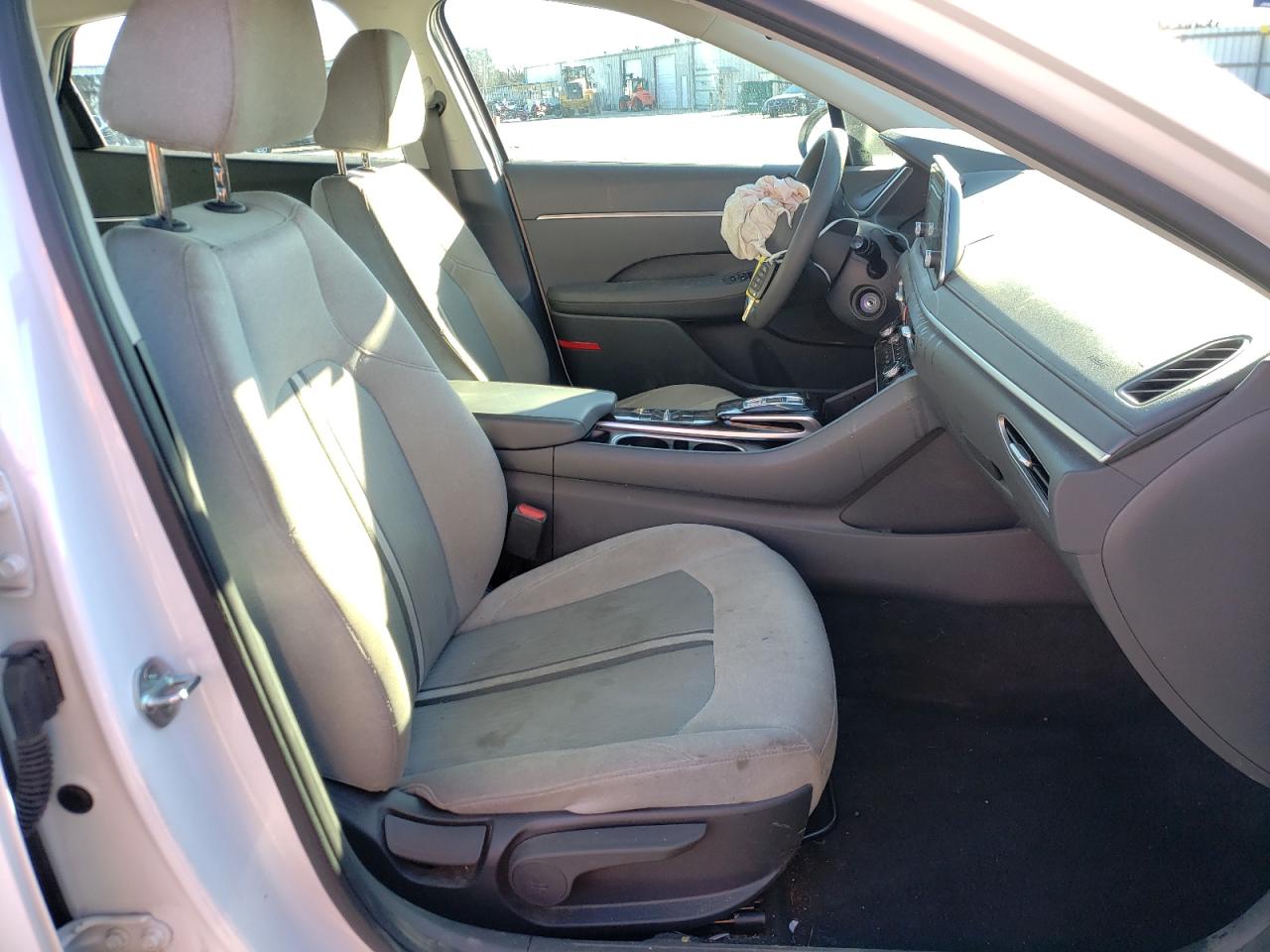 Photo 5 from auction – 2021 HYUNDAI SONATA SE with VIN 5NPEG4JA4MH085689