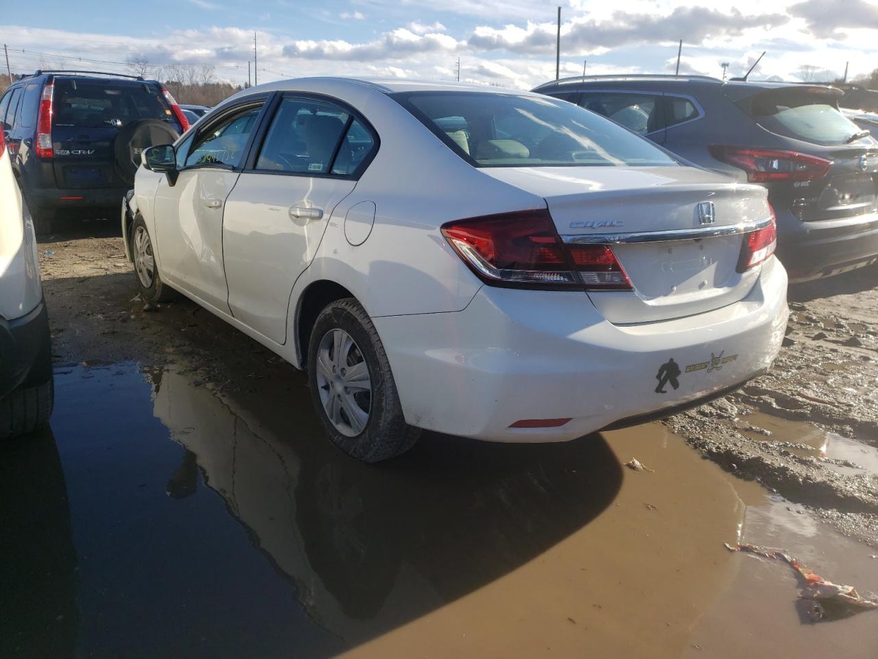 Photo 3 from auction – 2015 HONDA CIVIC LX with VIN 19XFB2F52FE212871