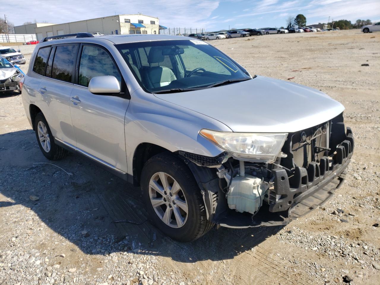 TOYOTA HIGHLANDER 2011 with VIN 5TDZK3EH0BS049183 - Photo from auction