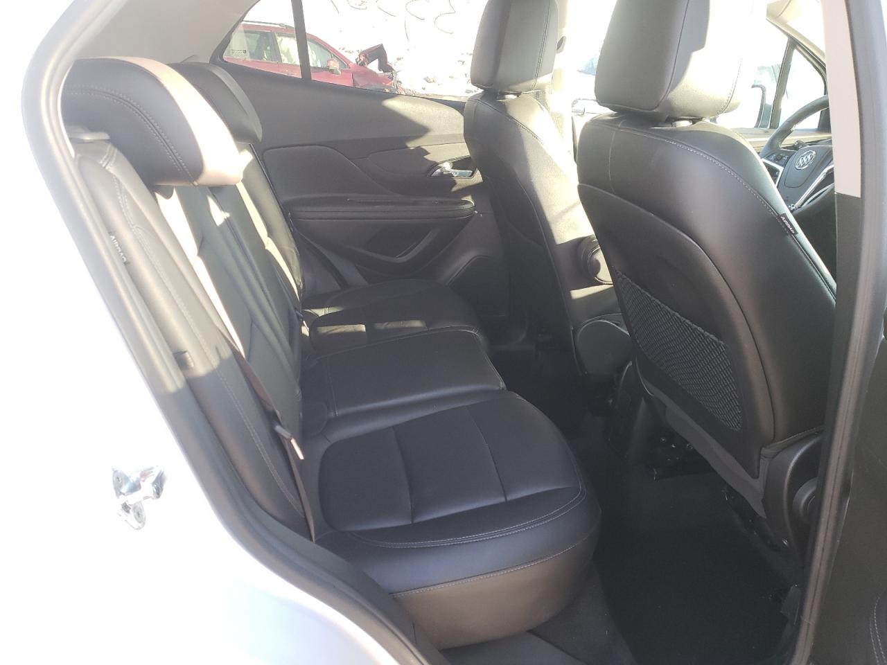 Photo 6 from auction – 2018 BUICK ENCORE PRE with VIN KL4CJHSB3JB596910