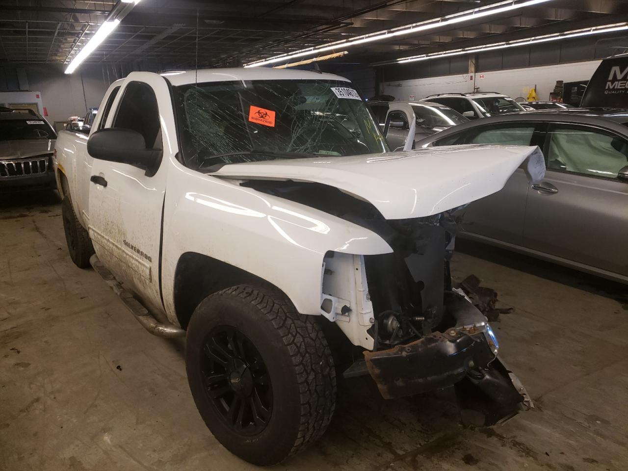 CHEVROLET SILVERADO 2012 with VIN 1GCRKSE71CZ271636 - Photo from auction