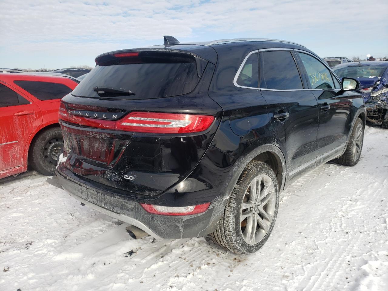 Photo 4 from auction – 2017 LINCOLN MKC RESERV with VIN 5LMCJ3D94HUL71776