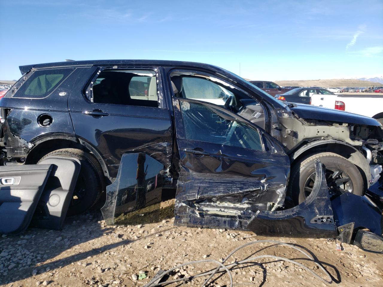 Photo 9 from auction – 2019 LAND ROVER DISCOVERY with VIN SALCR2FX2KH808124