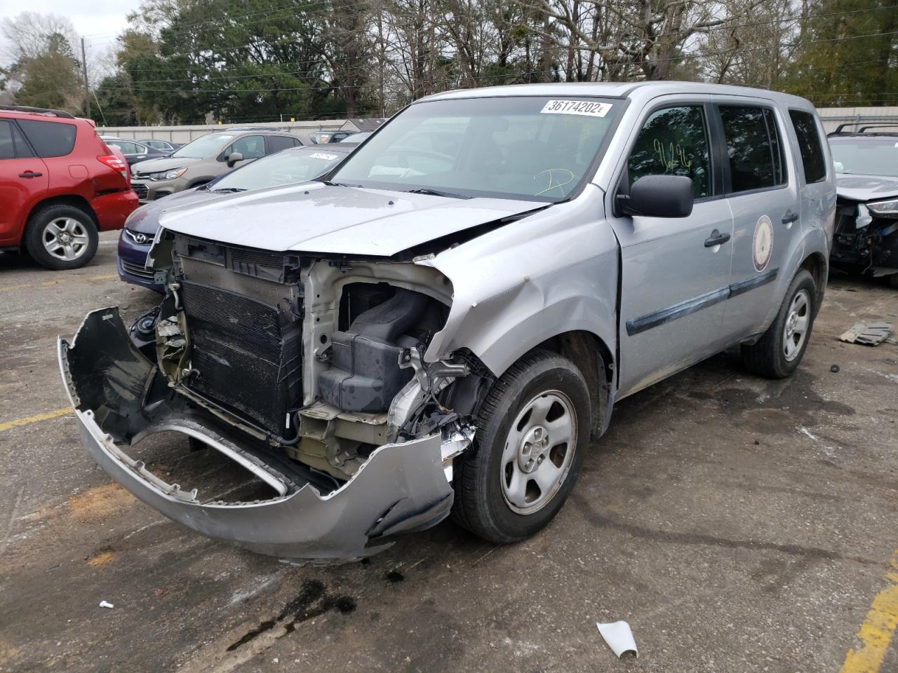 Photo 2 from auction – 2013 HONDA PILOT LX with VIN 5FNYF3H23DB032988