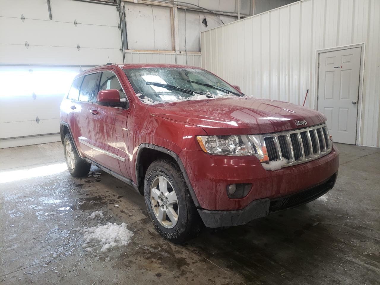 JEEP GRAND CHER 2011 with VIN 1J4RR4GG7BC515368 - Photo from auction