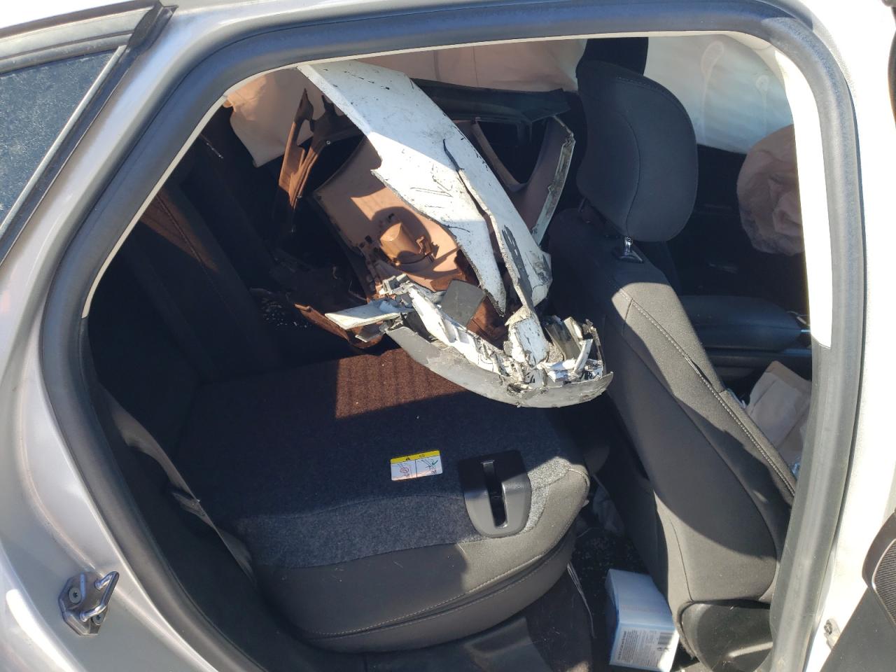 Photo 6 from auction – 2017 FORD FUSION SE with VIN 3FA6P0LU4HR141143