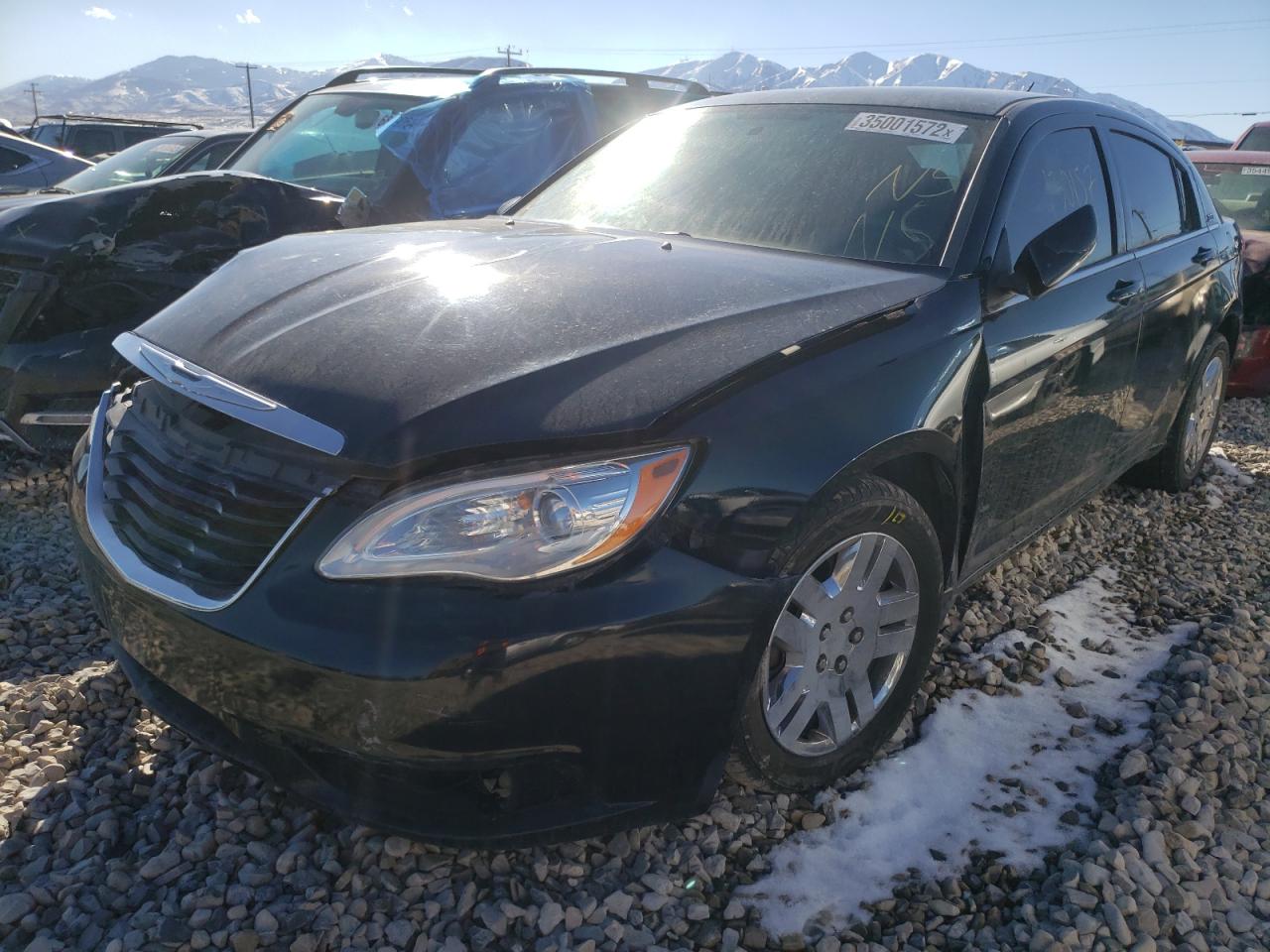 Photo 2 from auction – 2014 CHRYSLER 200 LX with VIN 1C3CCBAB0EN212850