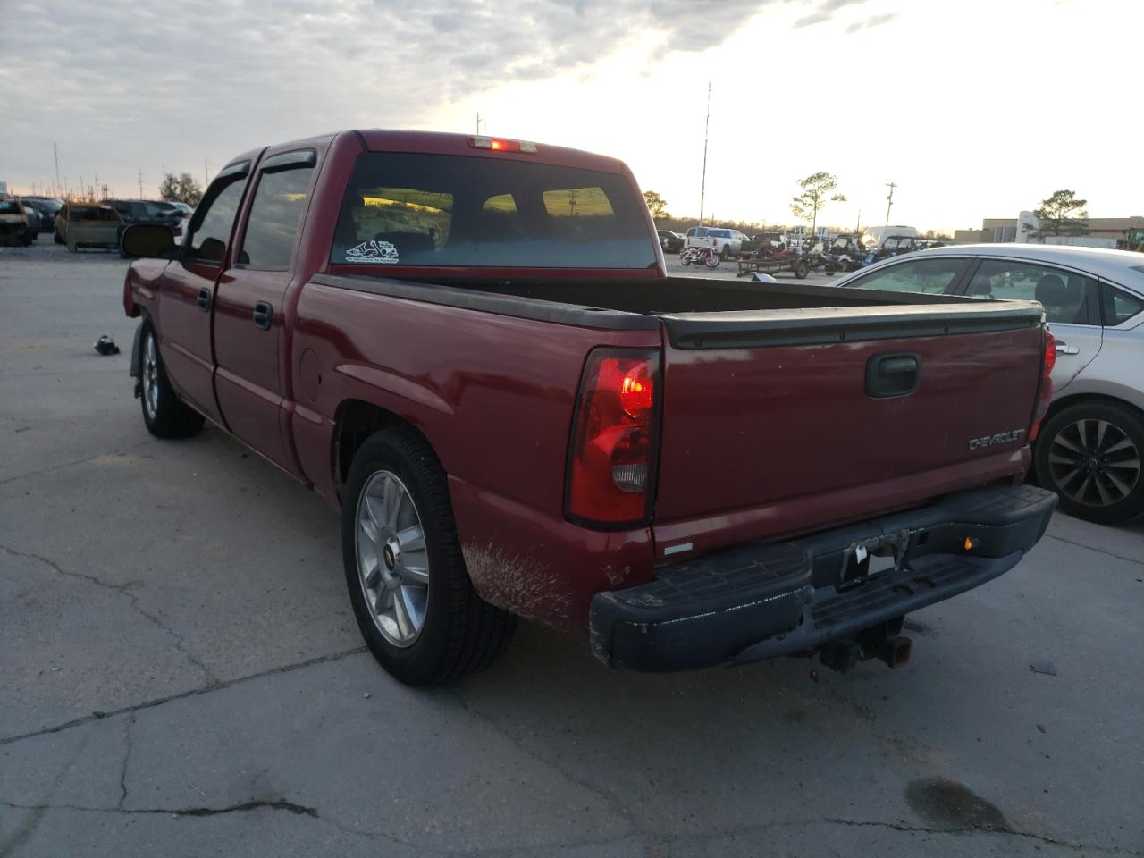 Photo 3 from auction – 2005 CHEVROLET SILVERADO with VIN 2GCEC13T251226335