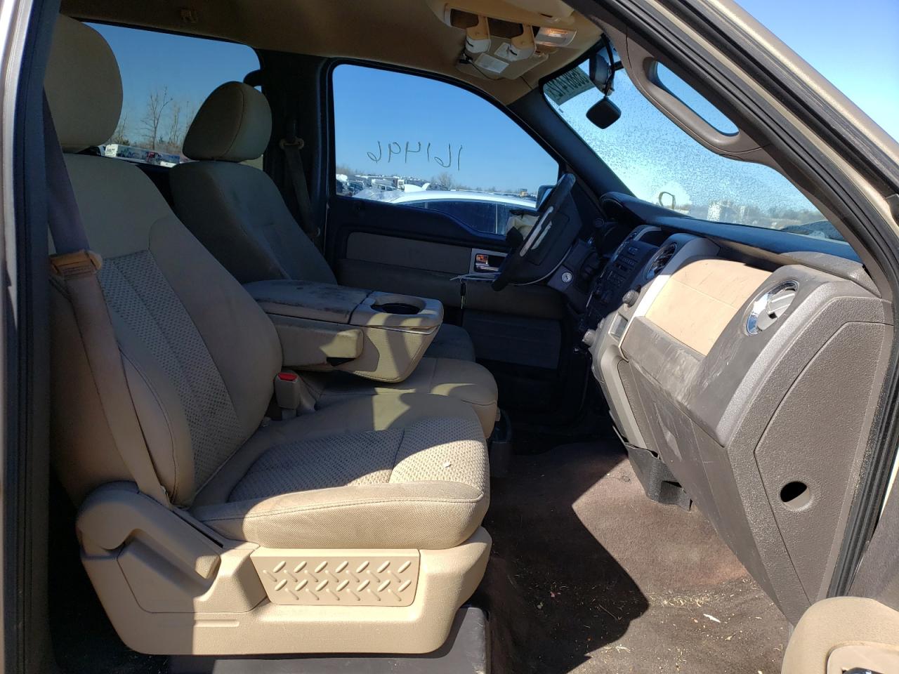 Photo 5 from auction – 2010 FORD F150 SUPER with VIN 1FTEW1C80AKA21710