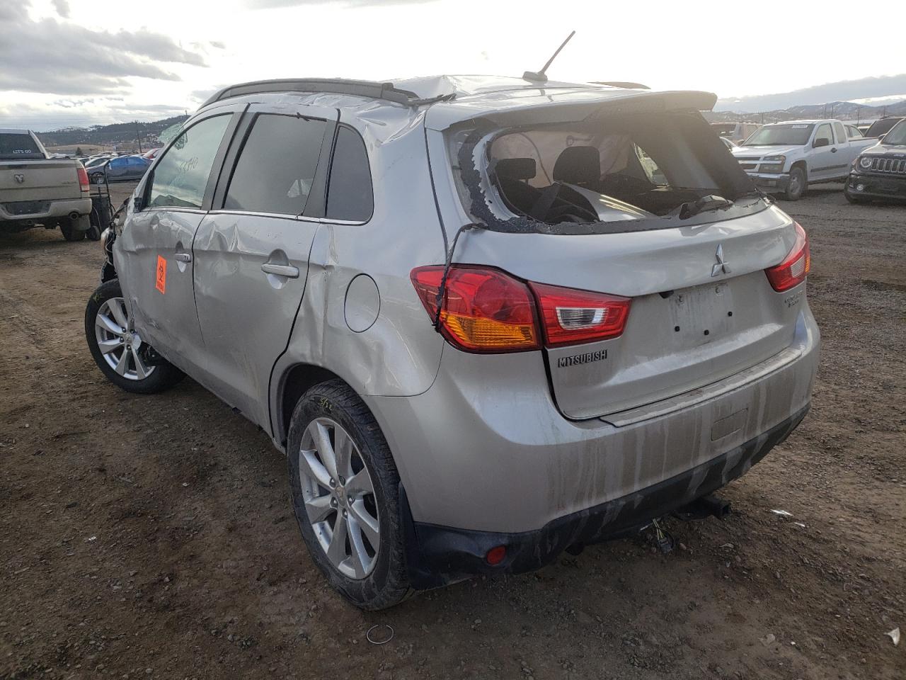Photo 3 from auction – 2013 MITSUBISHI OUTLANDER with VIN 4A4AR4AU9DE019795