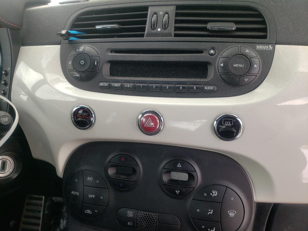 Photo 9 from auction – 2012 FIAT 500 ABARTH with VIN 3C3CFFFH1CT337218