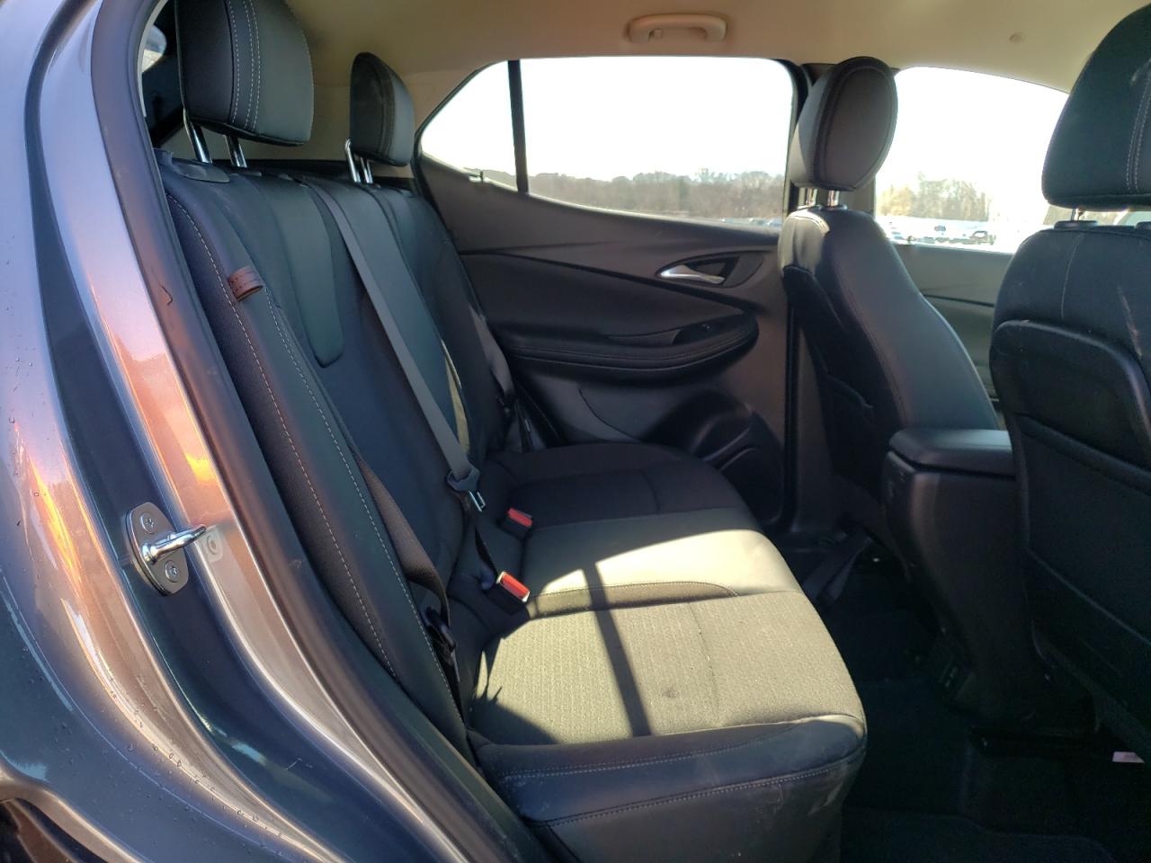 Photo 6 from auction – 2021 BUICK ENCORE GX with VIN KL4MMCSL3MB116747