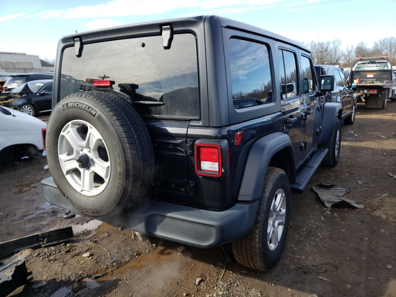 Photo 4 from auction – 2018 JEEP WRANGLER U with VIN 1C4HJXDN9JW320138