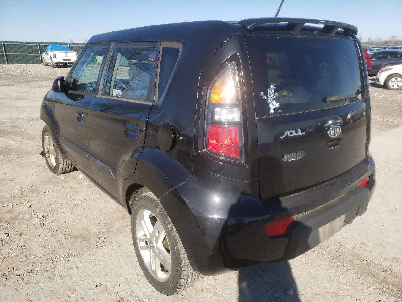 Foto 3 de la subasta – 2011 KIA SOUL con VIN KNDJT2A28B7294460