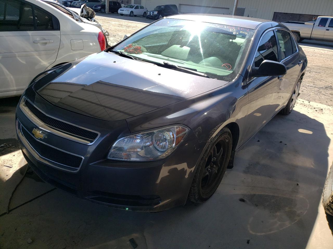 Photo 2 from auction – 2011 CHEVROLET MALIBU LS with VIN 1G1ZB5E13BF172676